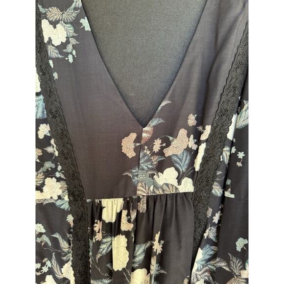 Love Johnny Was Amaya Tunic Floral Print V-Neck LINED Size Medium $243 - Picture 6 of 13